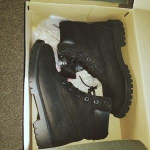 Black timbs